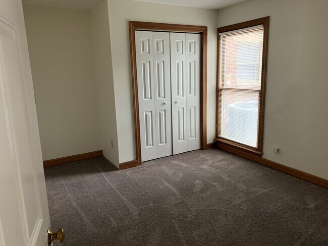 Building Photo - 3535 Ivy Commons Dr