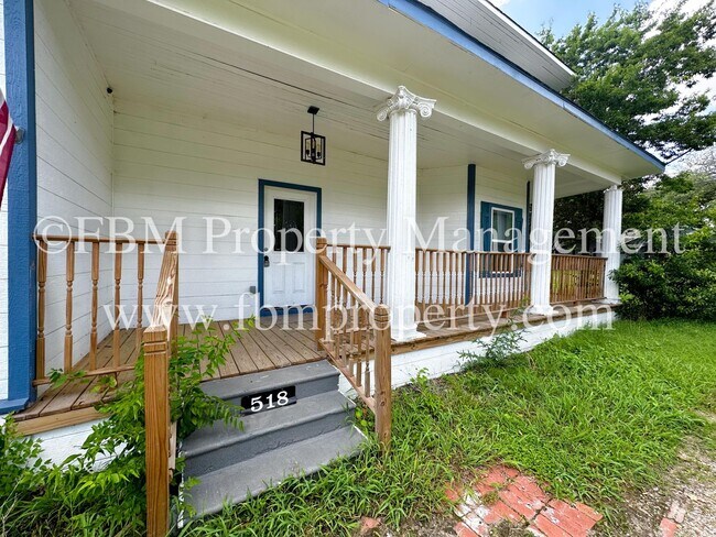 Building Photo - 518 N 26th St