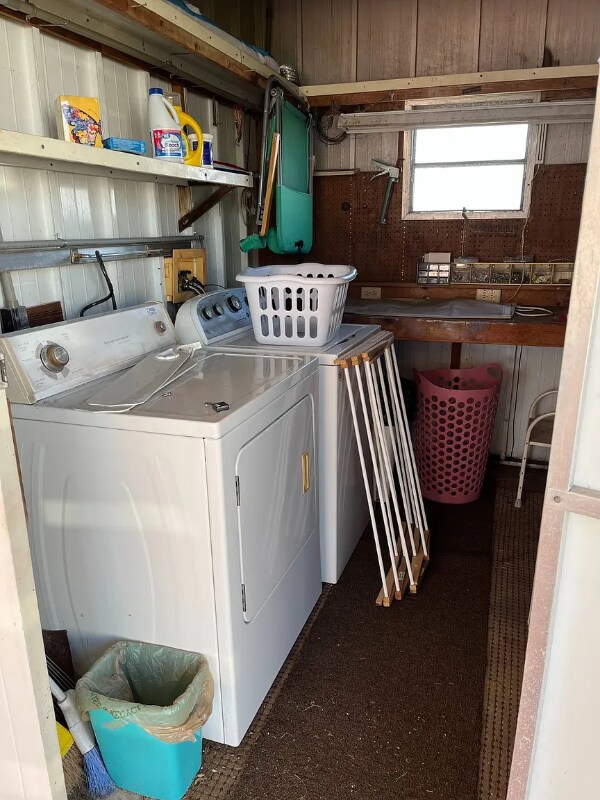 Building Photo - 2951 Reinhard Ave