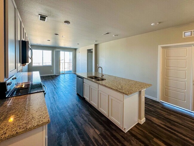 Building Photo - TRAILS AT WESTCREEK - 3bd 2ba condo with 1-car garage!