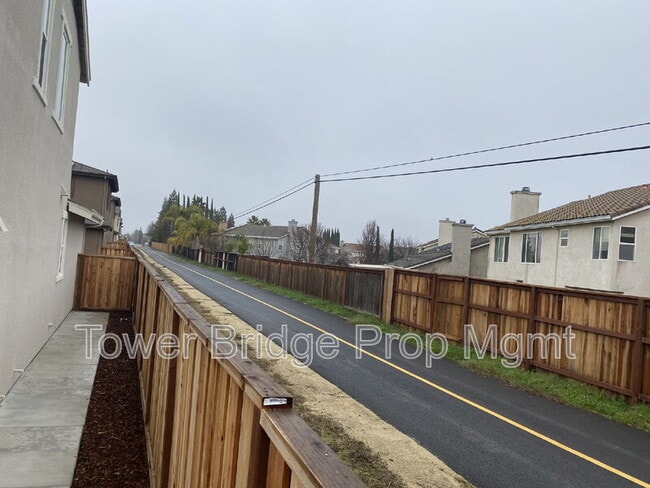 Building Photo - 3836 Firestar Way