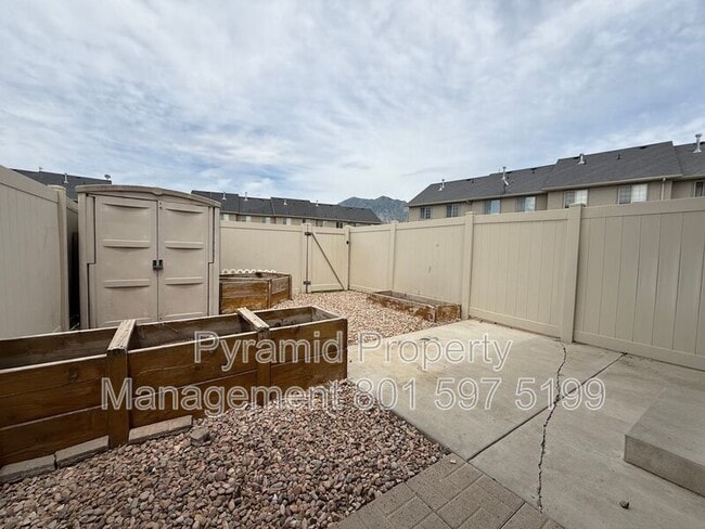 Building Photo - 1808 W 1000 S