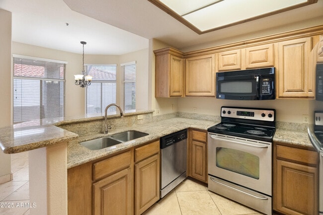 Primary Photo - 11375 E Sahuaro Dr