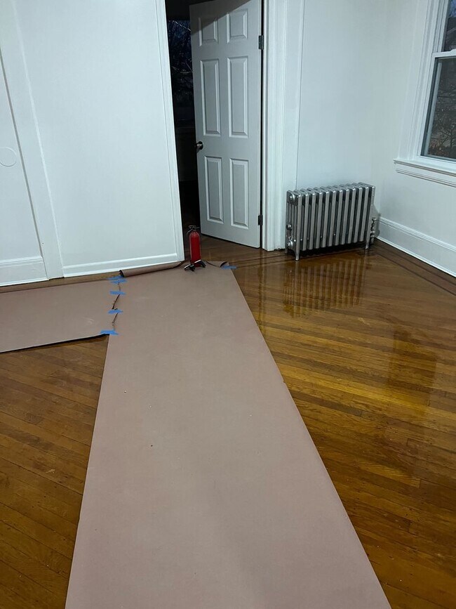 Building Photo - 108-110 Grand Ave.