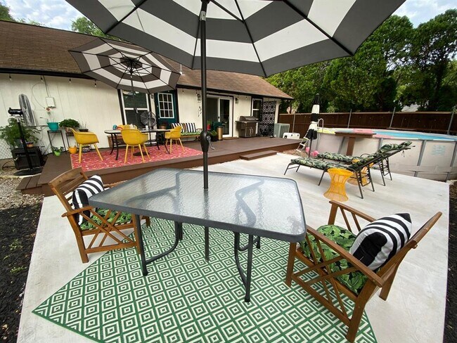 Building Photo - 2626 Baxter Dr