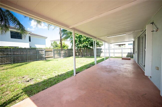 Building Photo - 10691 SW 236th Terrace