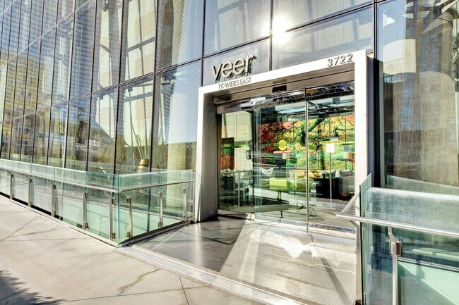 Building Photo - Veer Towers 1704E-One Bedroom Fully Furnis...