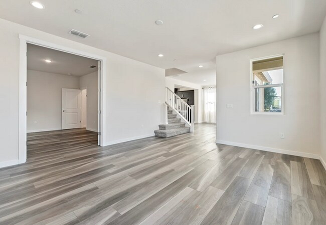 Building Photo - STUNNING 3/3+LOFT (Rocklin) Gem! Don't Miss This One!  (See Below For Viewings)!