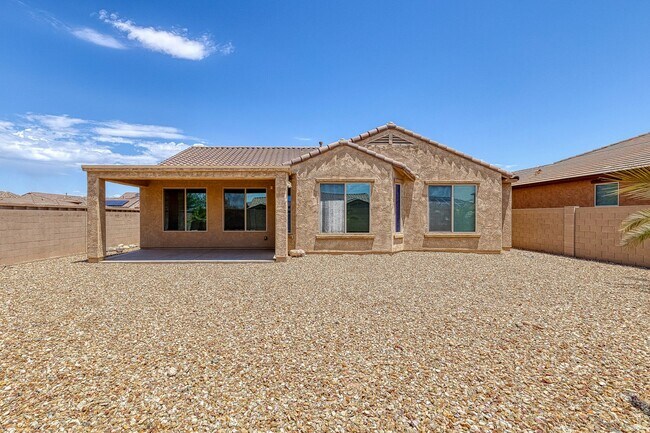Building Photo - 3 Bed 2 Bath Home In Peoria