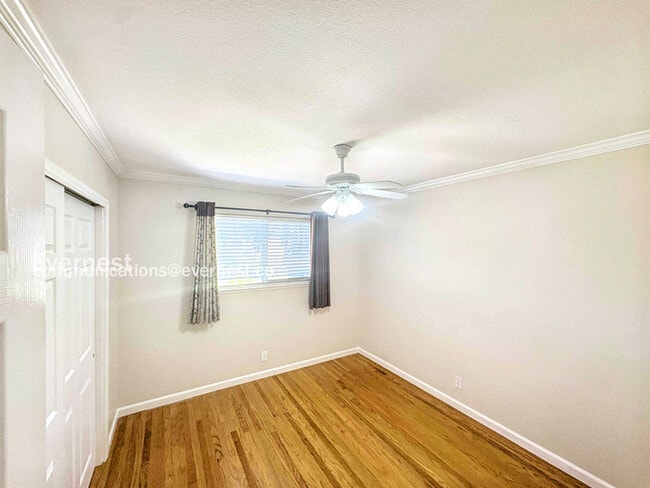 Building Photo - 108 Madora Pl
