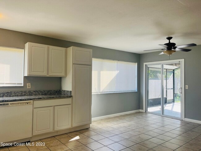 Building Photo - 217 Manth Ave