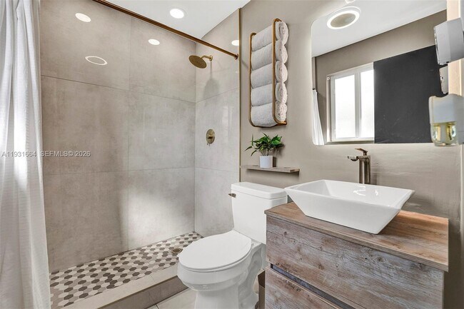 Building Photo - 2211 NW 189th Terrace