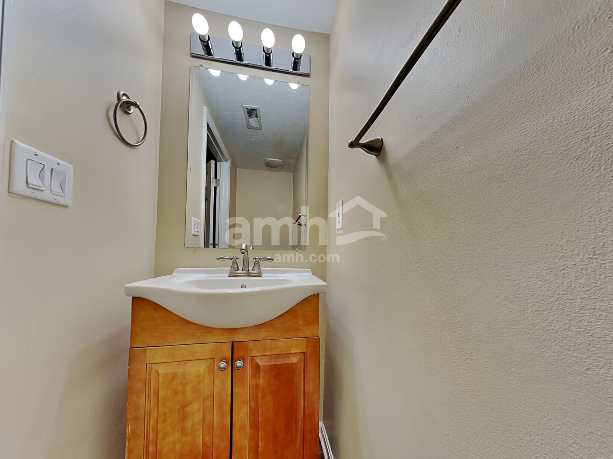 Building Photo - 2571 Allegro Ln