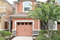 Building Photo - Super 3 bdrm 2-1/2 bath townhome  in gated...