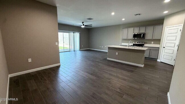 Building Photo - 24240 W Verlea Dr