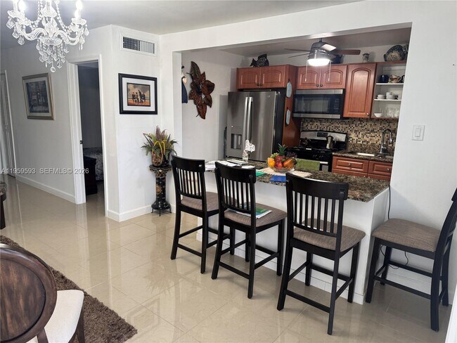 Building Photo - 20337 NE 2nd Ave