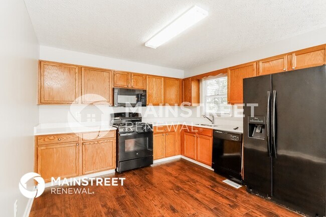 Building Photo - 23 Silverthorne Dr