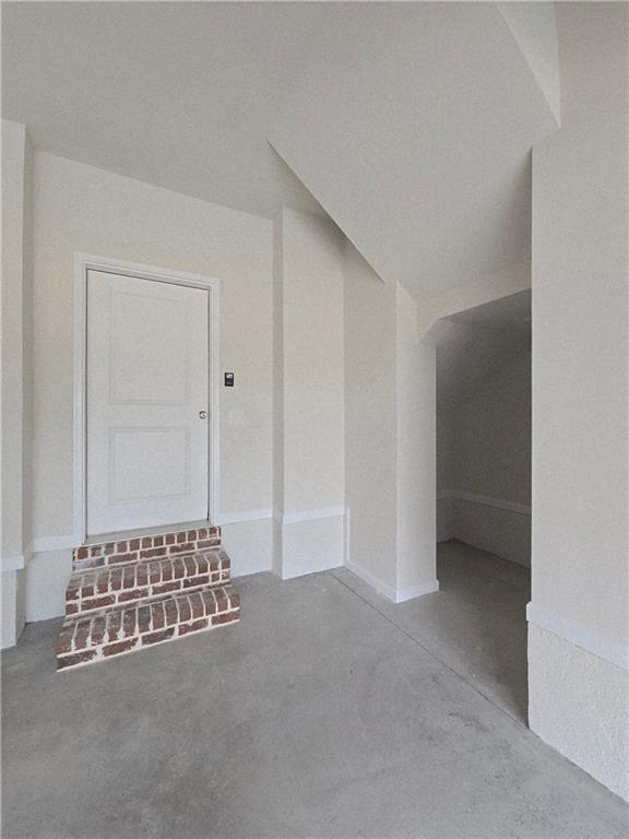 Building Photo - 657 Summitt Hl Wy