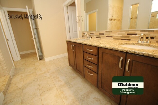 Building Photo - Super nice home in Monument!  Coming Soon!