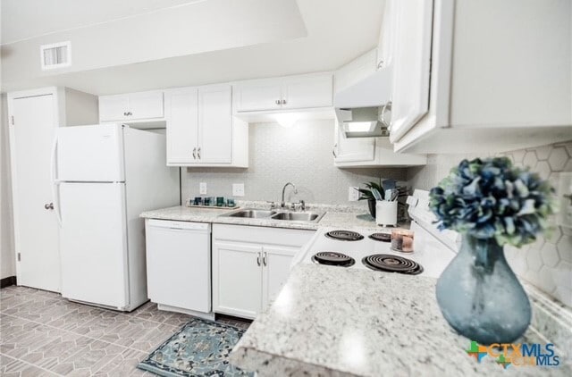 Building Photo - 304 Palmwood Dr