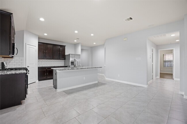 Building Photo - 18223 Mulberry Spring Cir