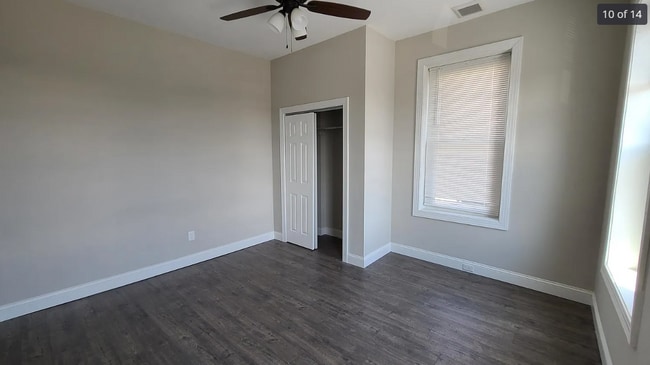 Building Photo - 12 Front St