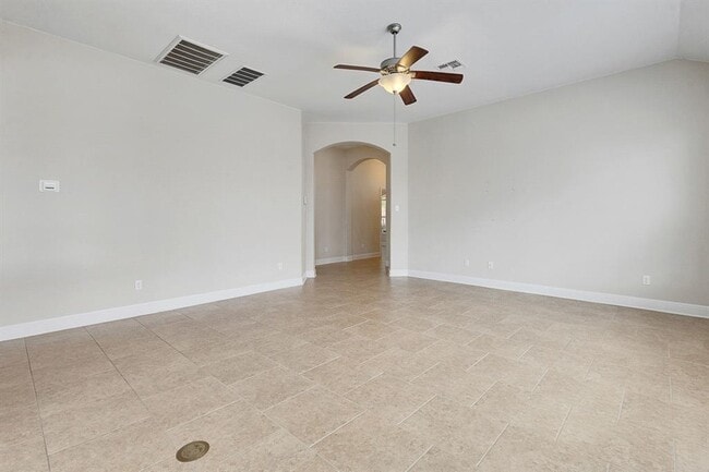 Building Photo - 3215 Honey Peach Way