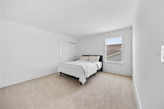 Building Photo - 1694 Pinecliff Dr