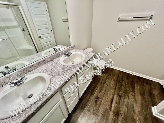 Building Photo - Brand NEW!! Spacious 4 Bed 2 Bath Home in Gardner-Coming Soon!!