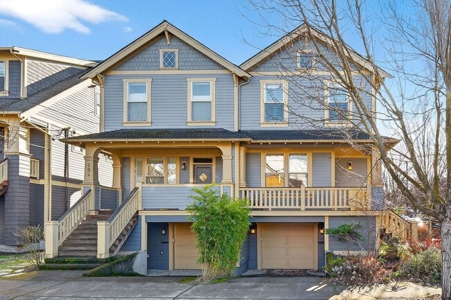 Building Photo - 100 NE Ivy St