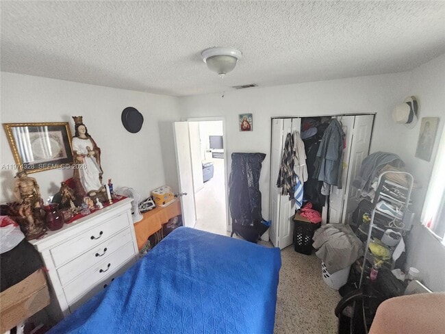 Building Photo - 1241 NW 6th St