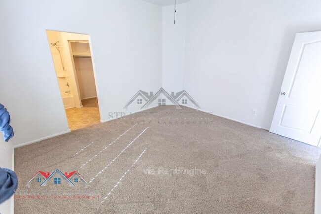 Building Photo - 4149 E Azurite Rd