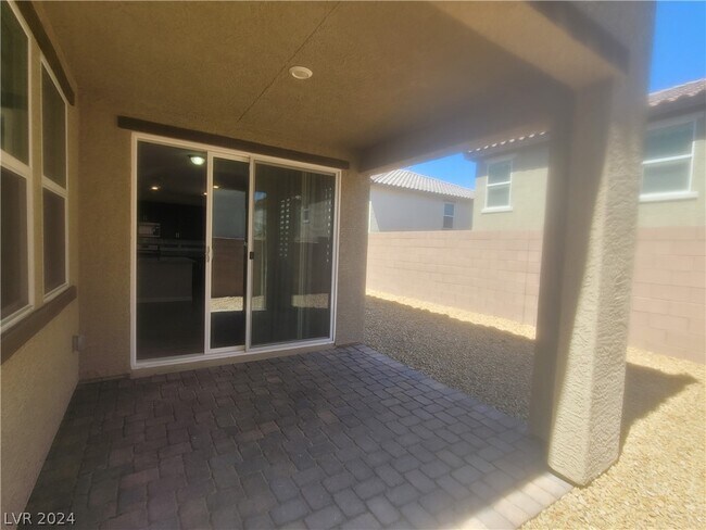 Building Photo - 3876 E Park Field Dr