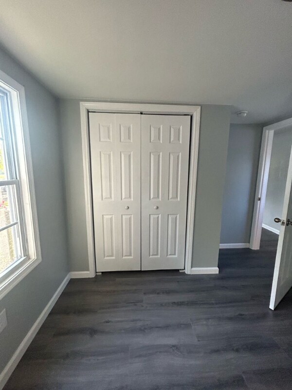 Building Photo - 1617 Burton St