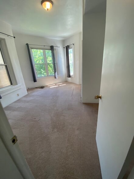 Building Photo - 514 Ivy St