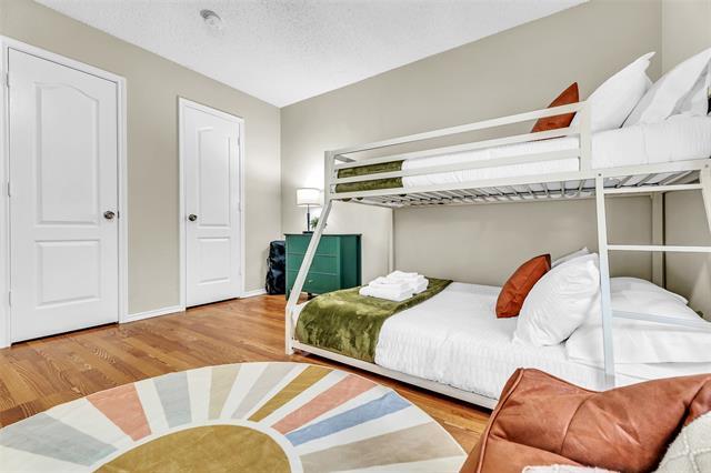 Building Photo - 600 Ashcrest Ct