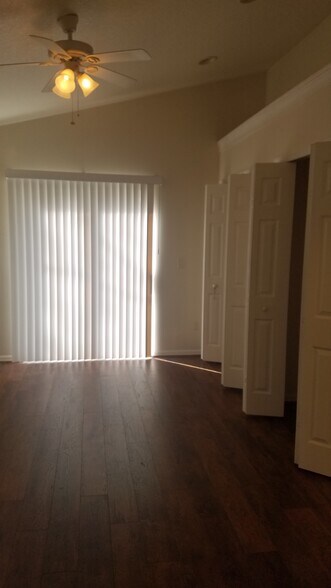 Building Photo - 2306 S Bumby Ave