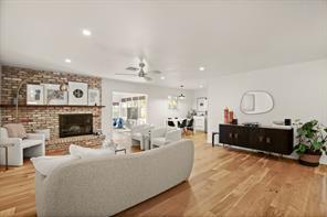 Building Photo - 3011 Yellowpine Terrace