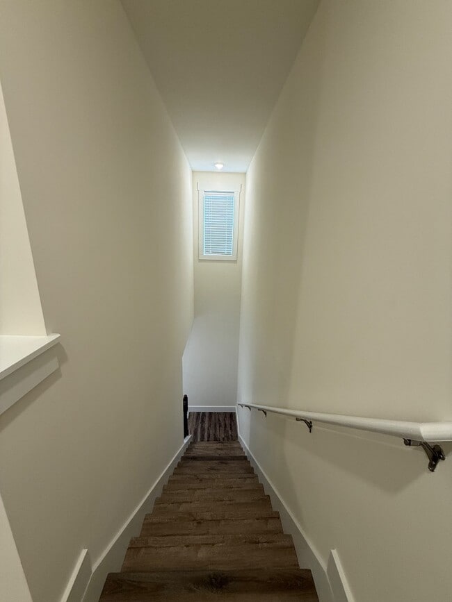 Building Photo - 1129 Wenna Wy