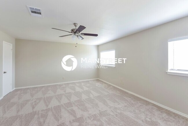 Building Photo - 3 Bedroom Pet-Friendly Home in Converse, TX with Main Street Renewal