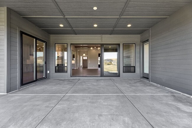 Building Photo - 4 Bed | 4 Bath | 3,591 Sq. Ft. | 1 Acre | RV Garage | Brand-New Luxury Home