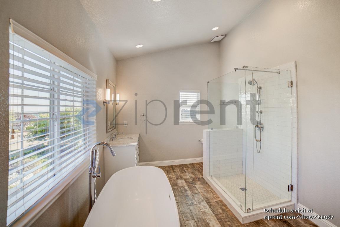 Building Photo - 3514 Oeste Ln