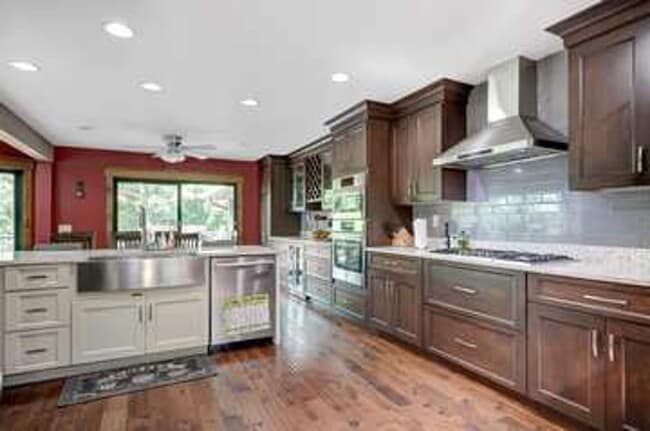 Building Photo - Beautiful Home in Cincinnati!!