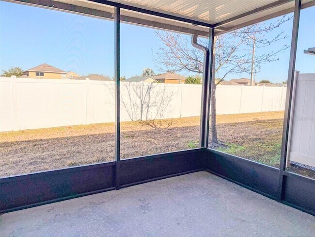 Building Photo - 7079 Woodchase Glen Dr