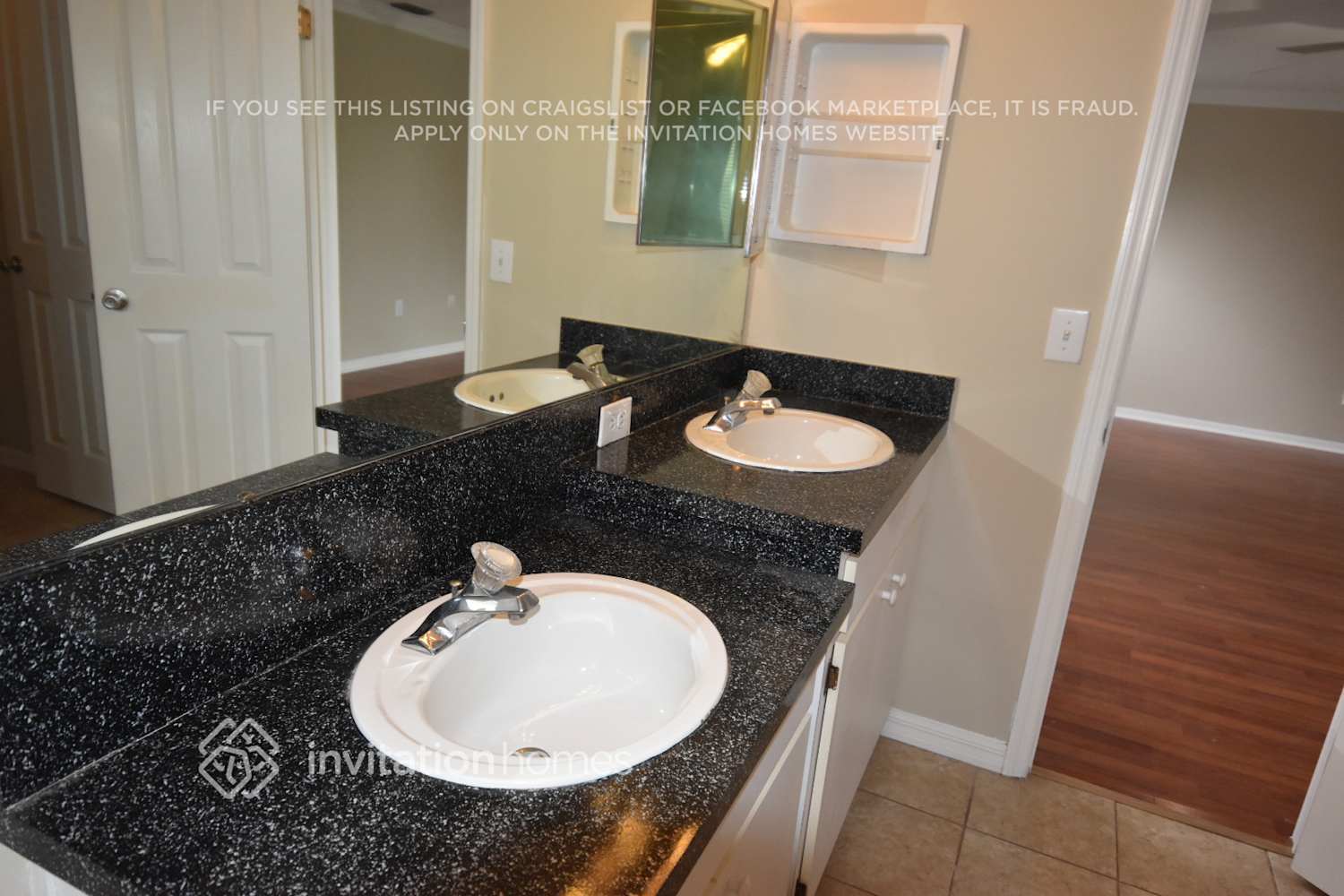 Building Photo - 2407 Sagemont Dr