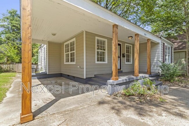 Building Photo - 3700 Douglass Ave