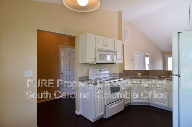 Building Photo - 112 Palm Ct
