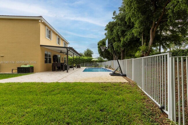 Building Photo - 1012 Tupelo Way