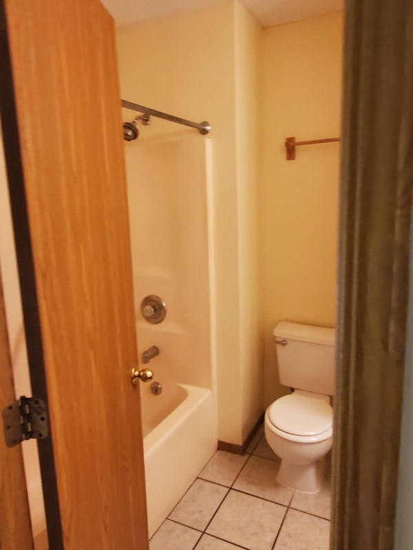 Building Photo - 5671 S Franklin Ave