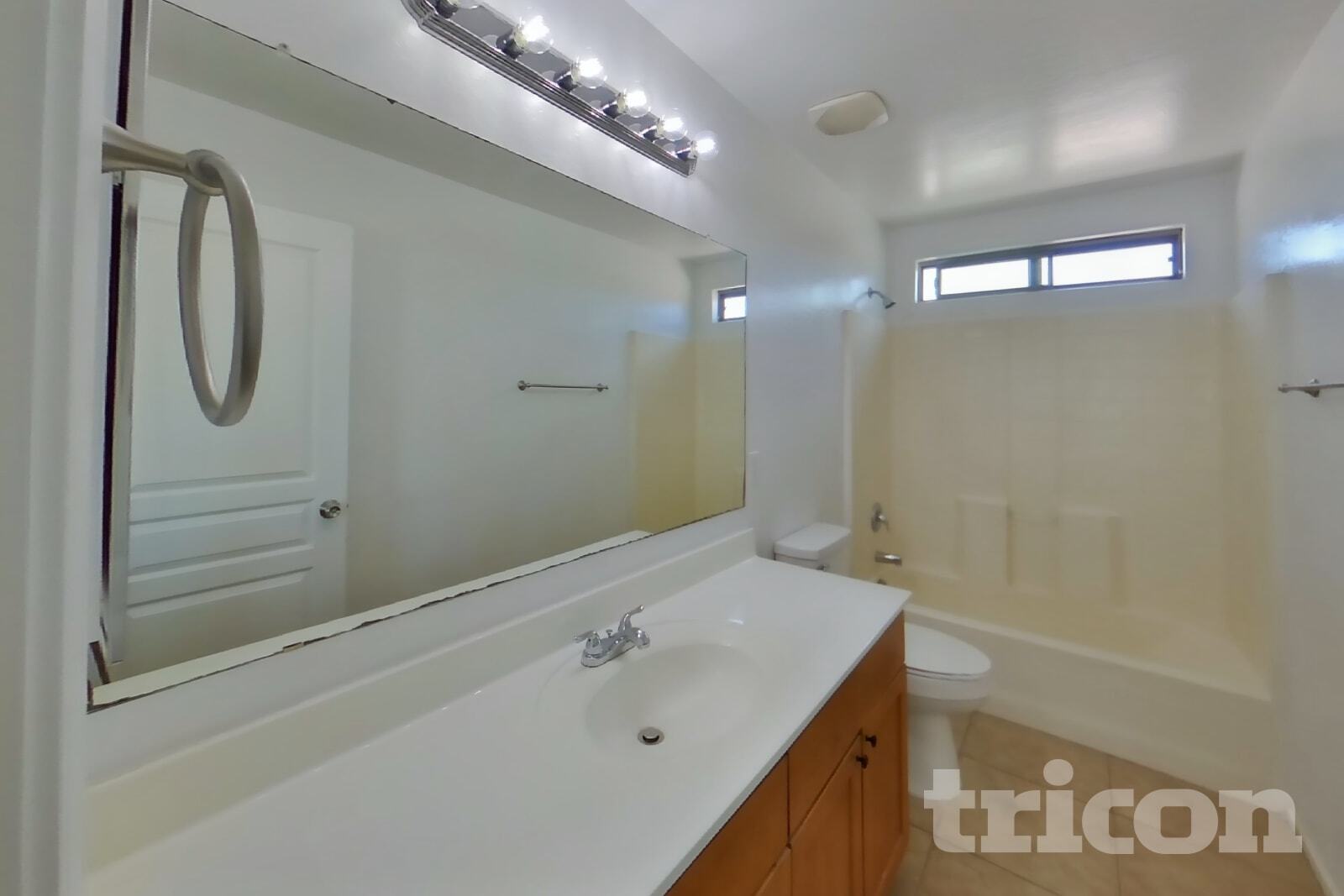 Building Photo - 3868 W Goldmine Mountain Dr